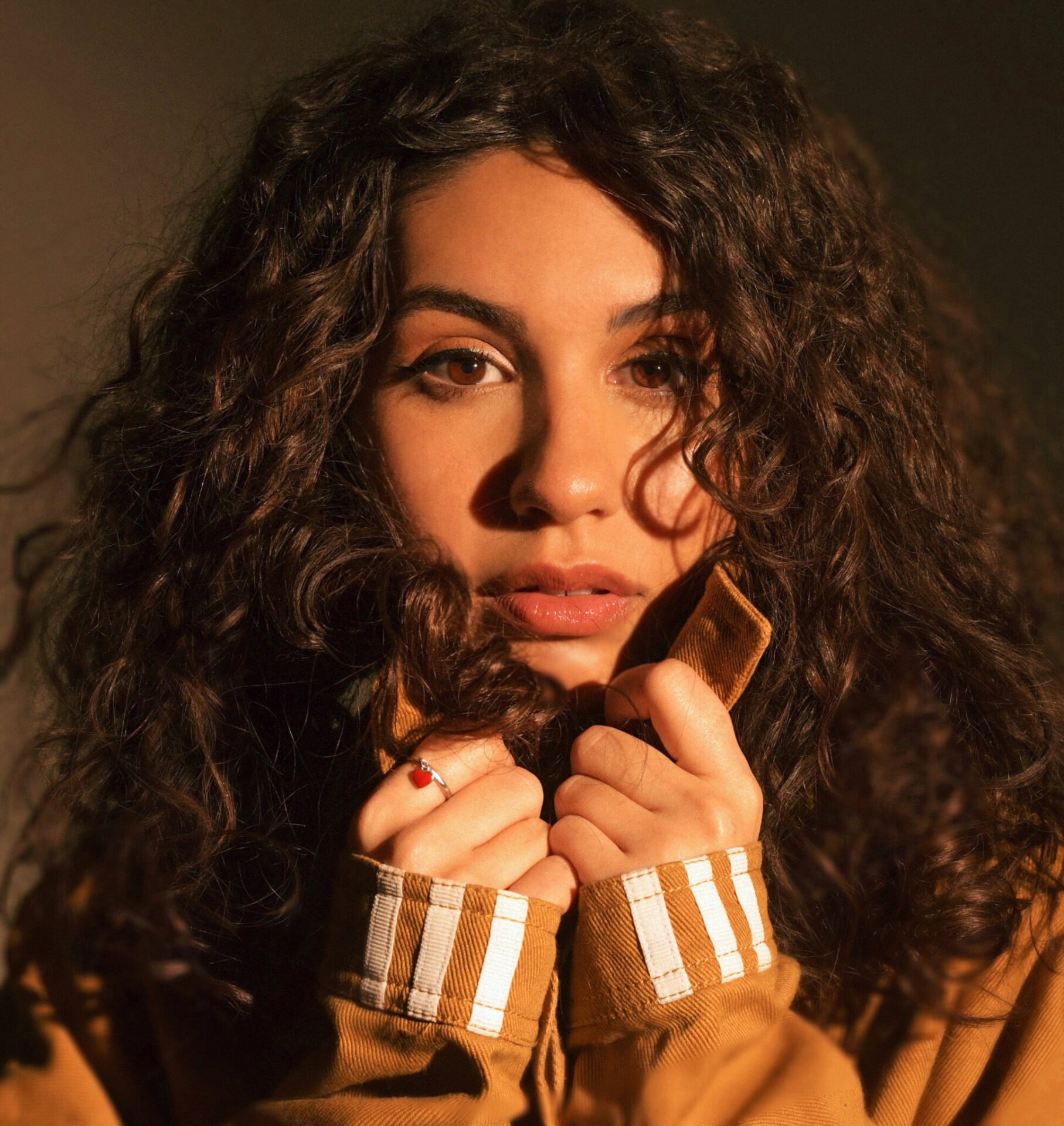 Alessia Cara premieres the video for her new single "You Let Me Down."