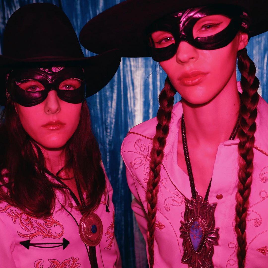 "Rolling Around in It" by Bad Flamingo is a furious, pop-country pop-noir.