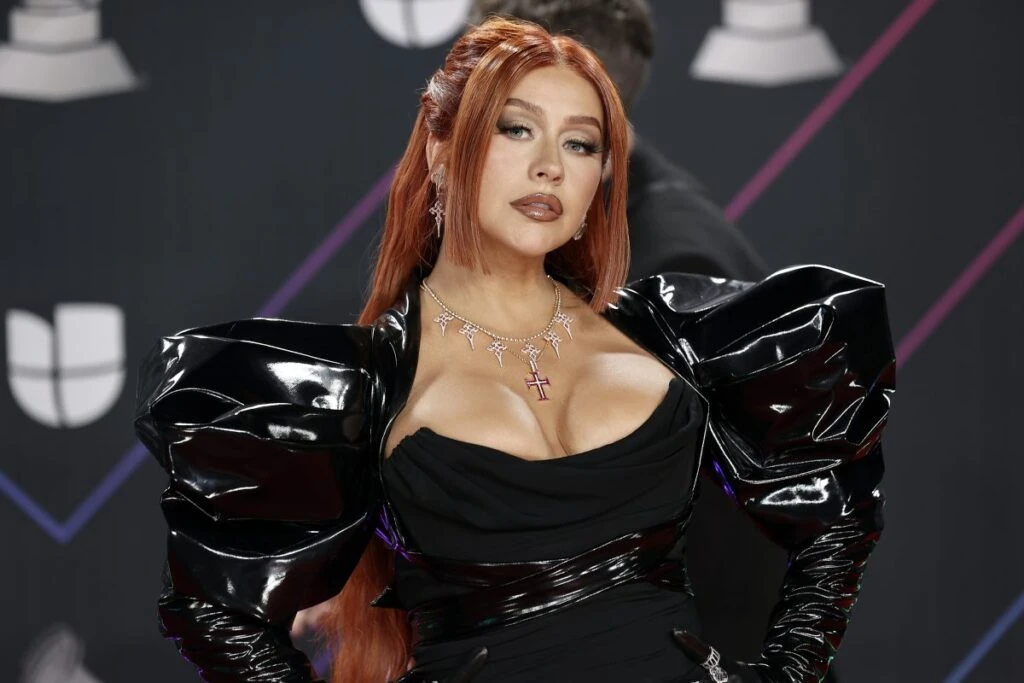 christina aguilera purple latex dress Christina Aguilera's Purple Latex Dress & Lace Gloves Photos Hollywood Life