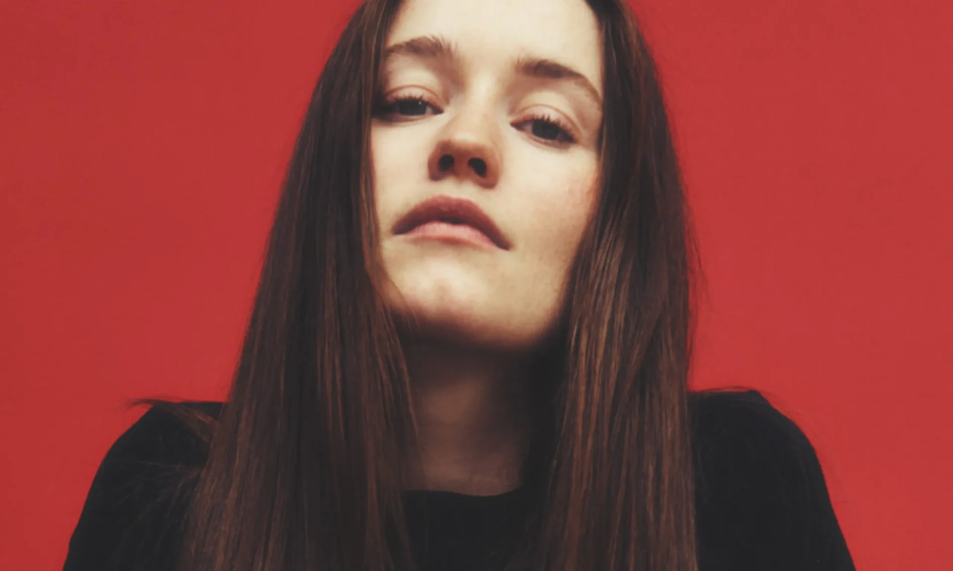 Sigrid Returns with Electrifying Anthem "The Hype"