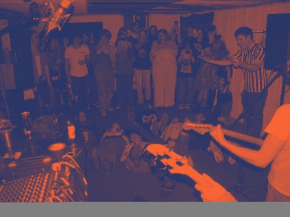 Fear Everyone by [SAMPLE_TEXT]: EP Review