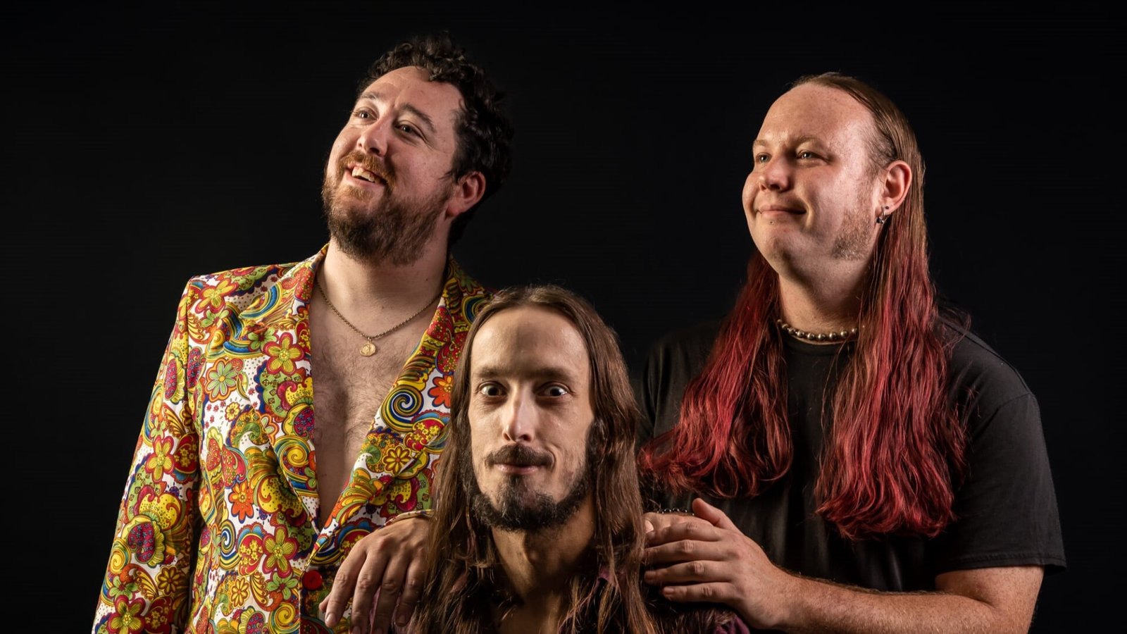 Let Me Shake You - Radio Edit by Groove Moose: Review