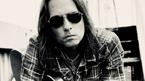 Hang On by Benny Jay: Review