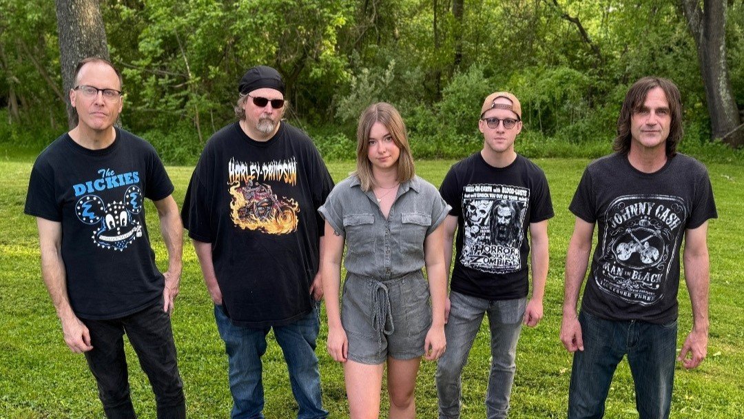 We Make FireThey Make Smoke by Maverick Smith: Album Review