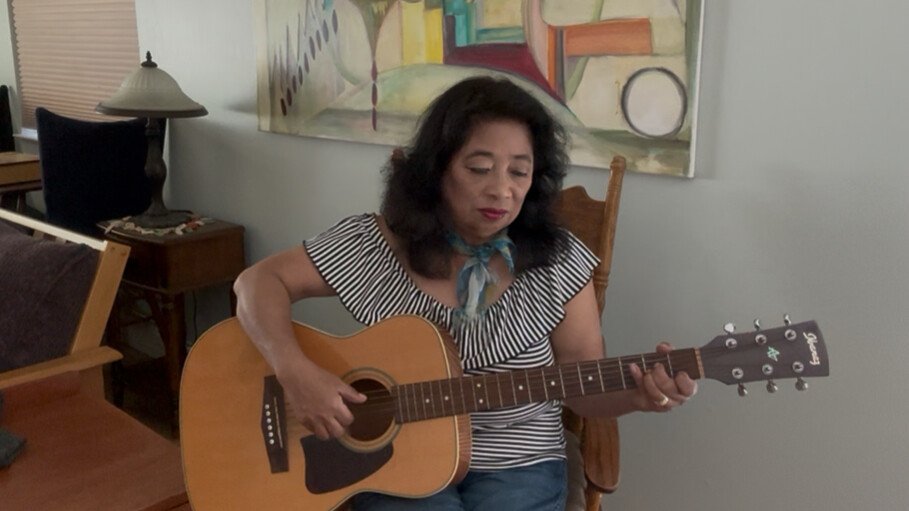 My Alma Latina by Michellar: EP Review