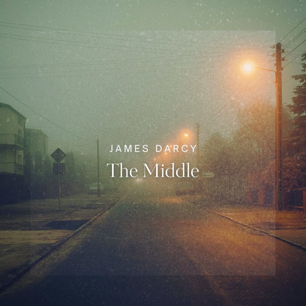 The Middle by James Darcy: Review