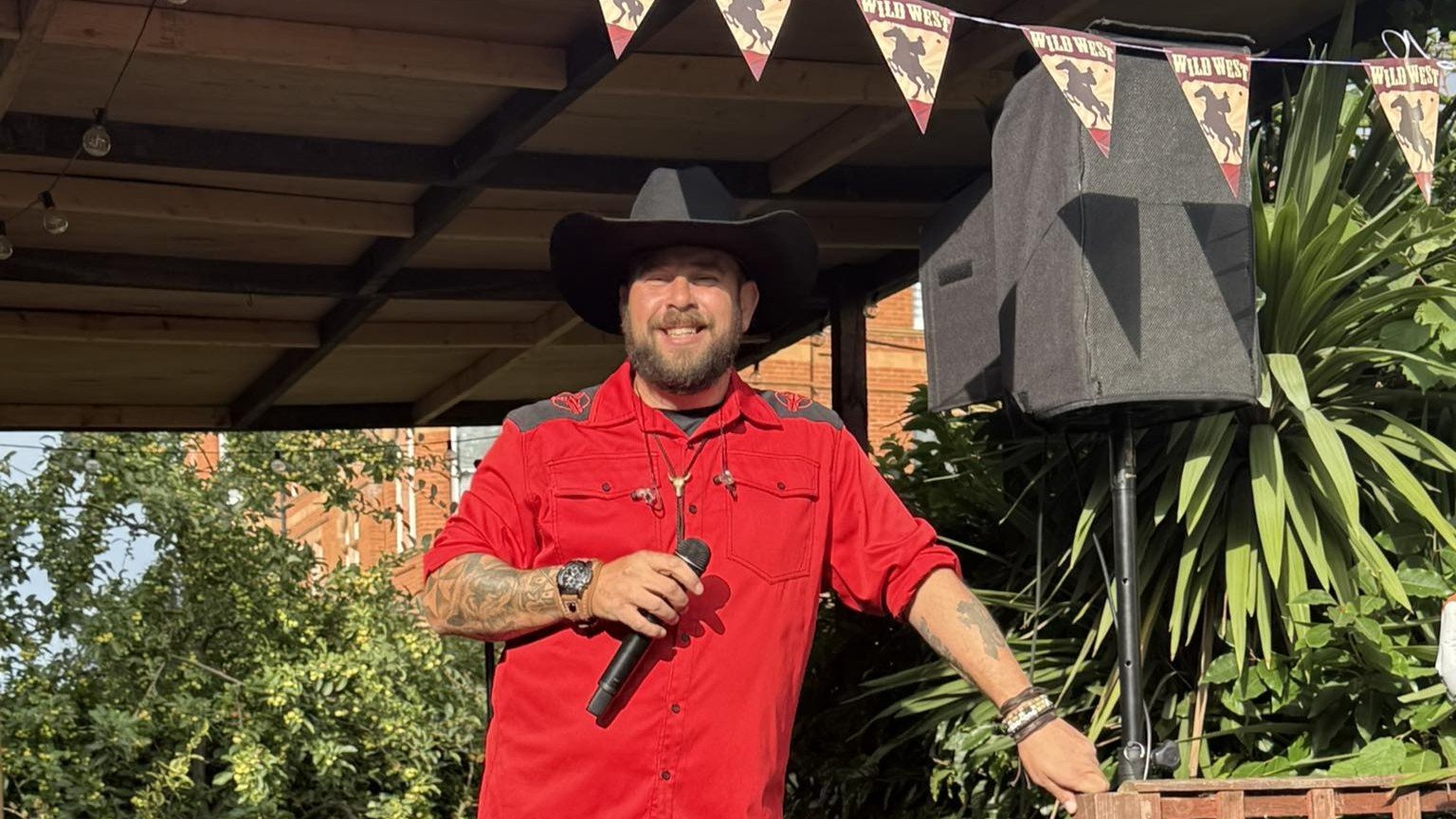 City Boy Singing Country Songs by The Cockney Cowboy: Review