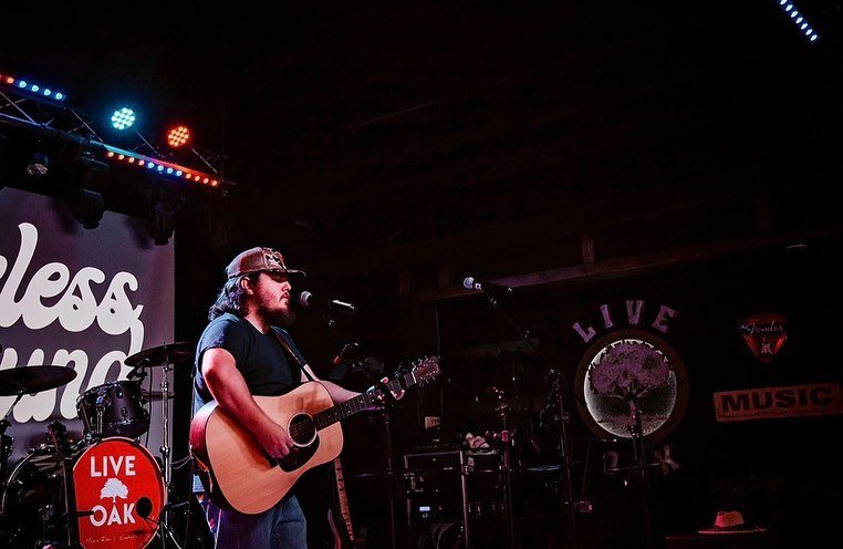 Pieces of Me by Robert Leonard: Album Review