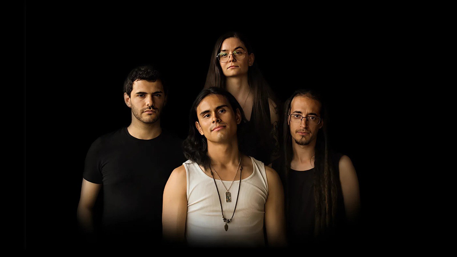 Auxilio by ÉVAT: Review