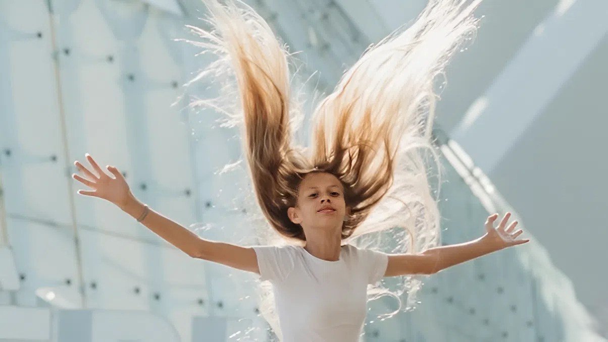 Step by Step by AMELINA: Review