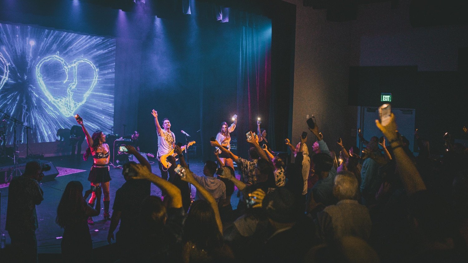 Till Its Over by Matthew Phillips: Album Review