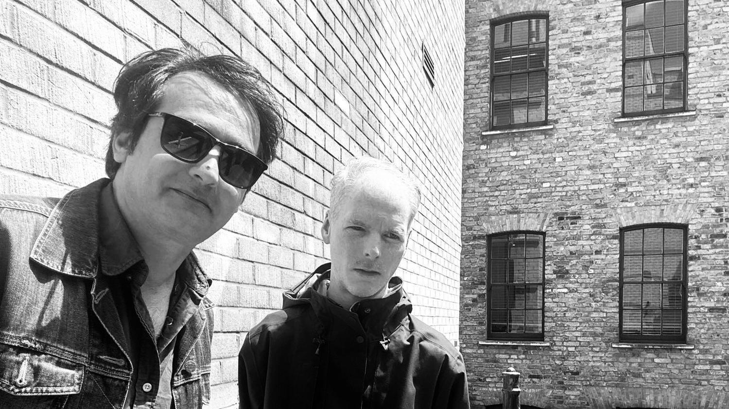 Slow Motion Car Crash by 2mindsas1: Review