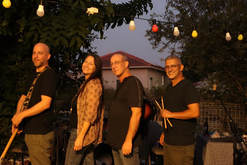 Stories by lizardream: Review