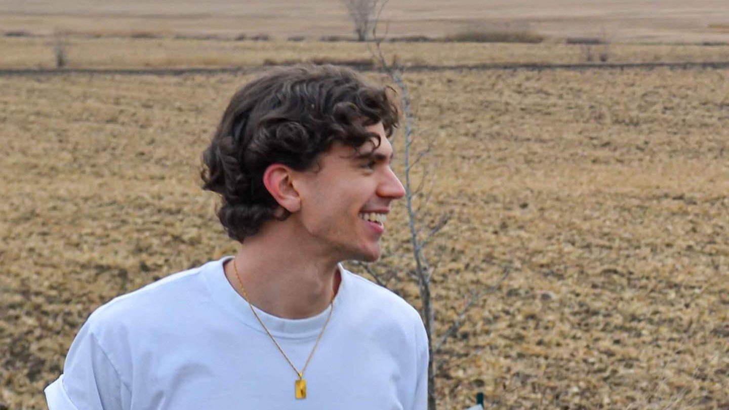 Dance in the Bar by Chris Quesnel: Review