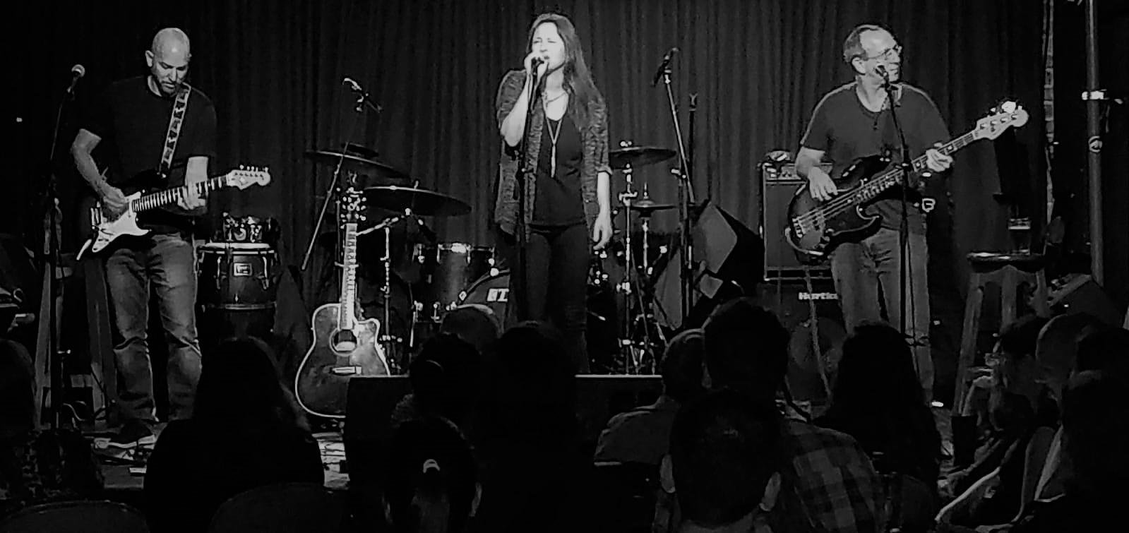 Stories by lizardream: Review