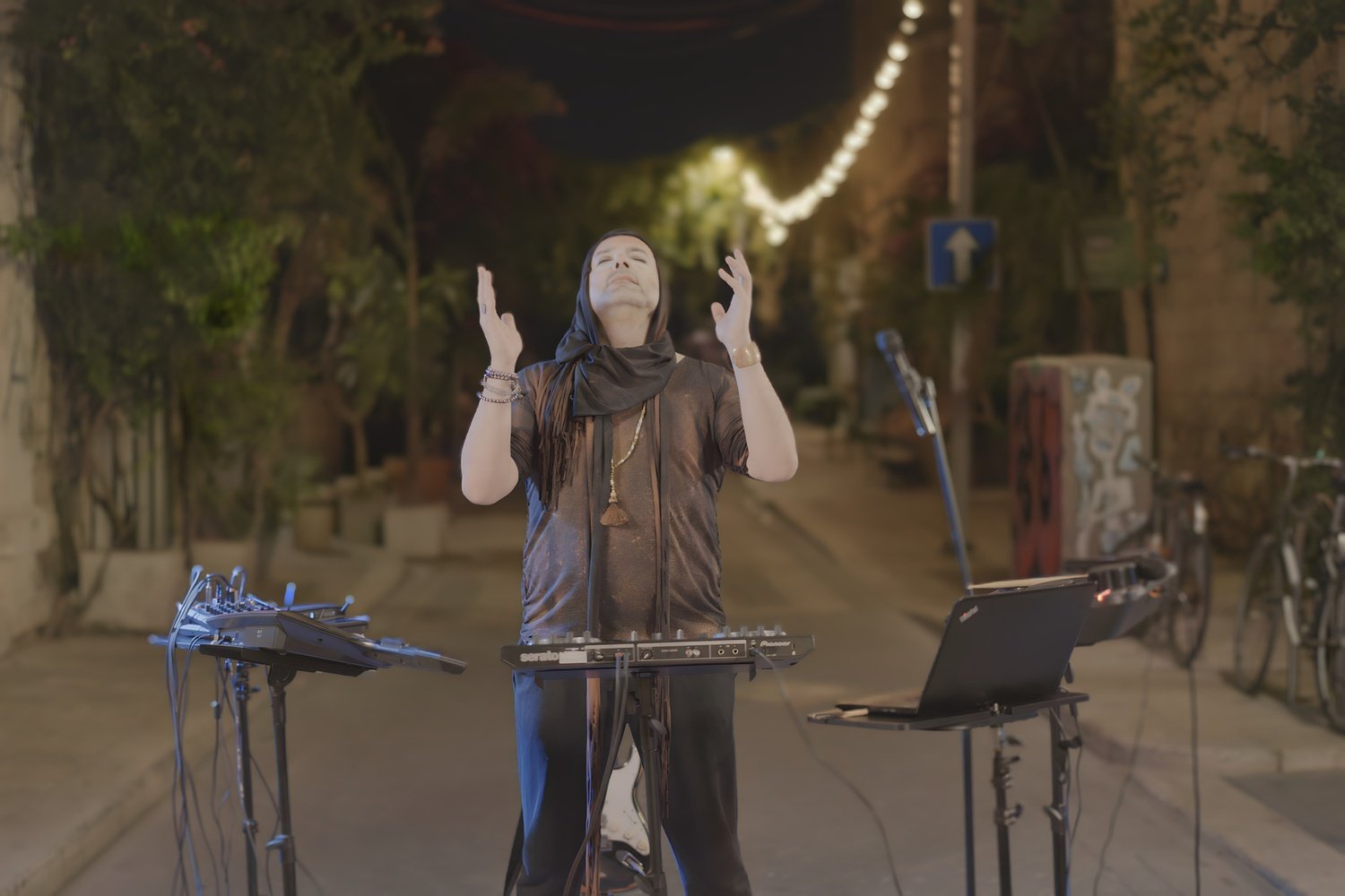 Hallelujah • הללויה • الحمد لله by Mikey La Luna: Review