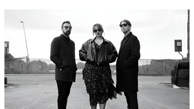 Fantastic Future Dream by Clockwork Animals: Review