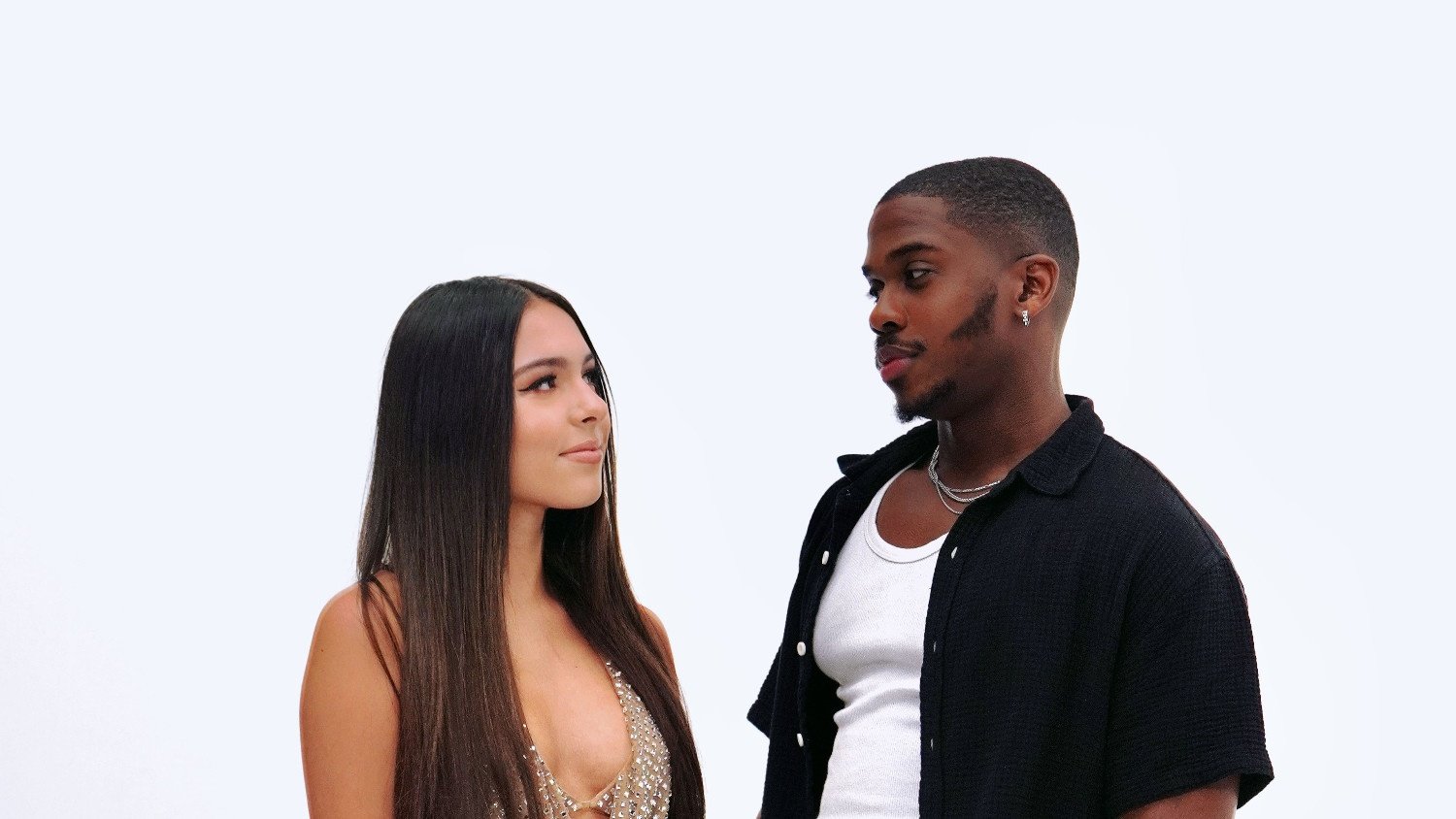 Running Out Of Time Feat. Cam'dn by Lana Karlay: Review