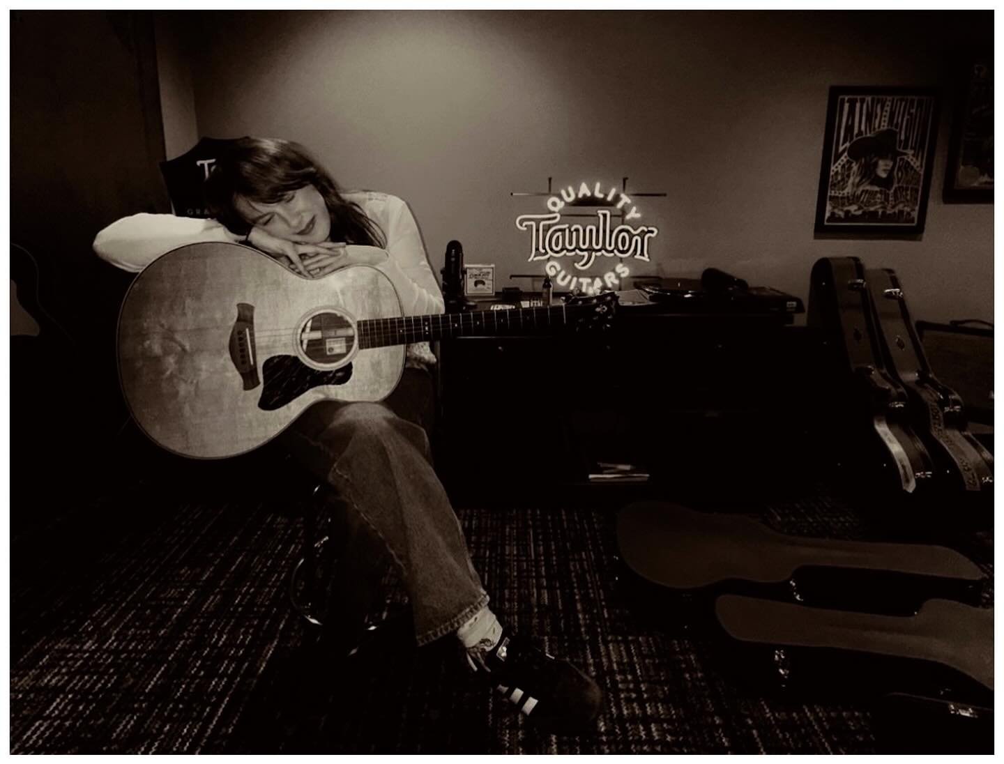 stranger i can’t tell by Kate Kristine: Review