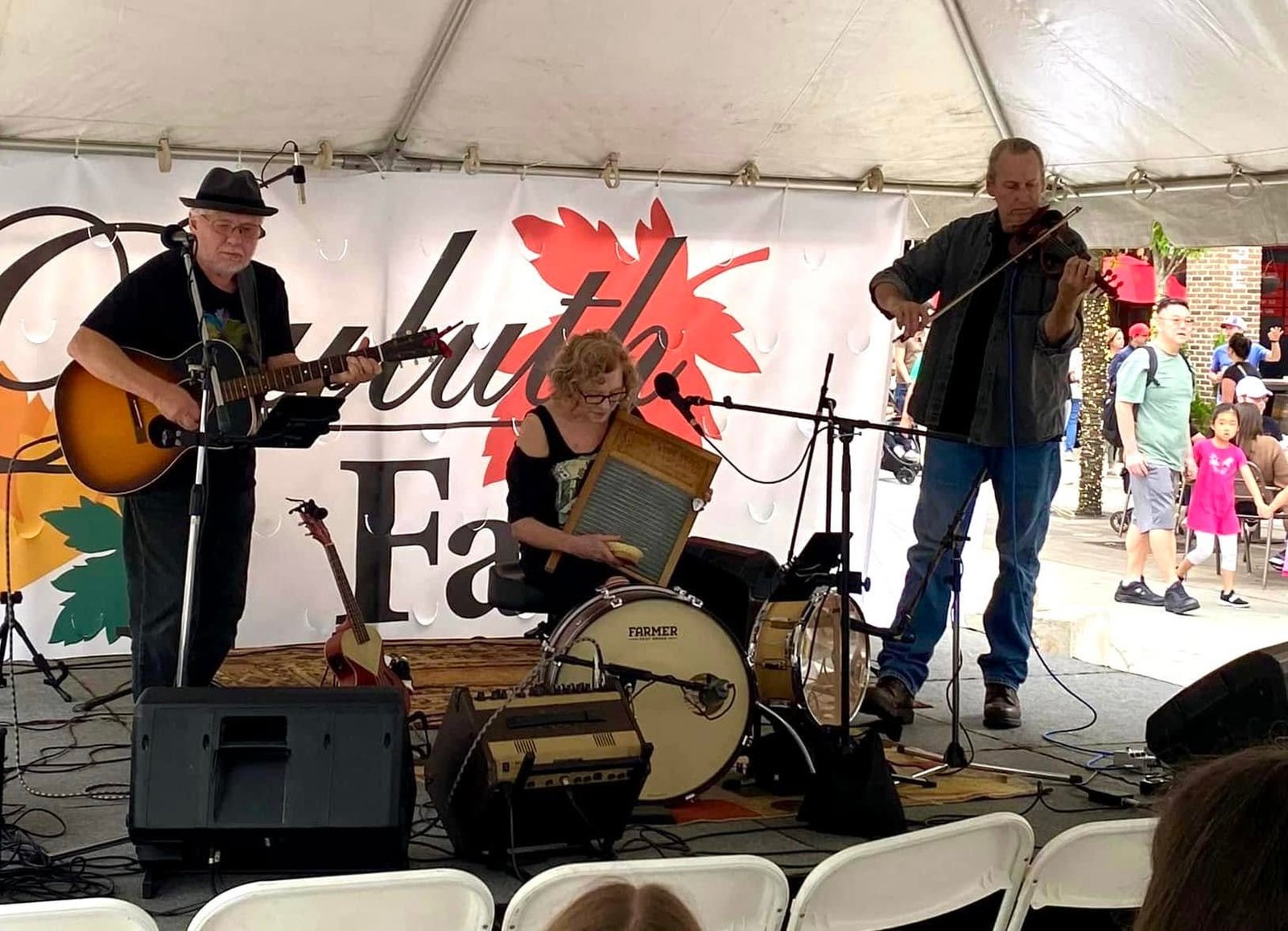 Bizarre Love Triangle by Blackfoot Daisy: Review