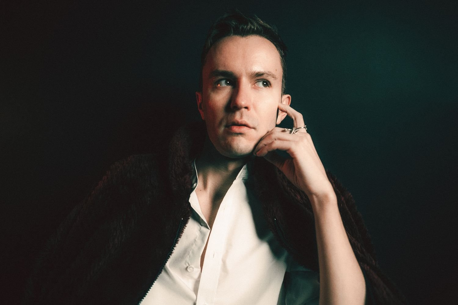 Talk To Me by igor: Review