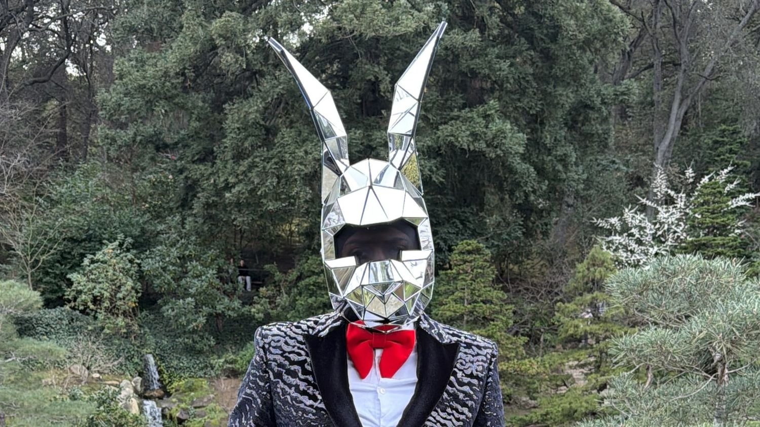 hold on. by GlassJack: Review