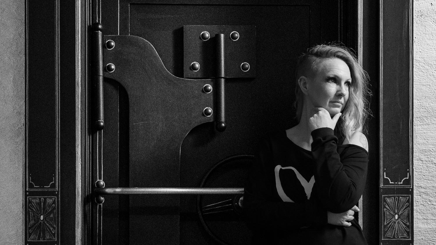 Break In by Alex Winters: Review